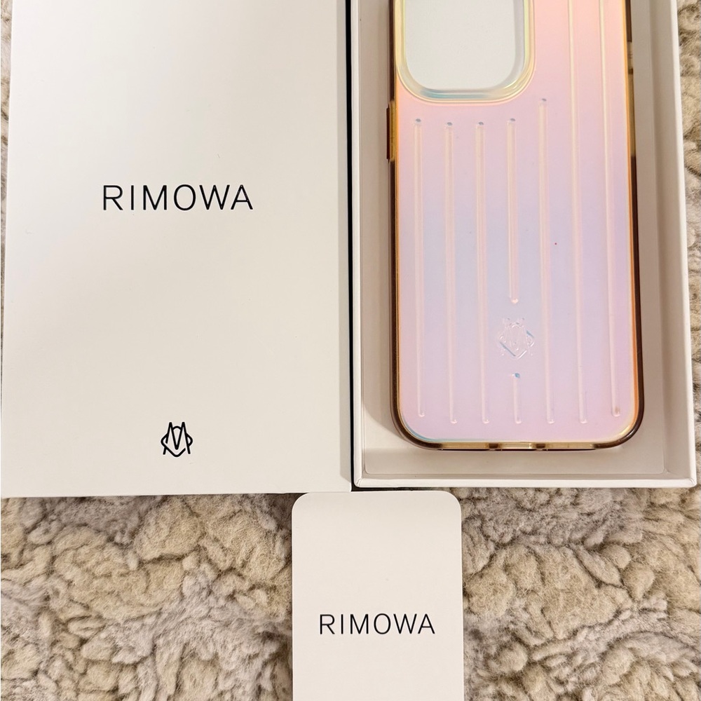 Rimowa Iridescent IPhone 15 Pro Max Cover